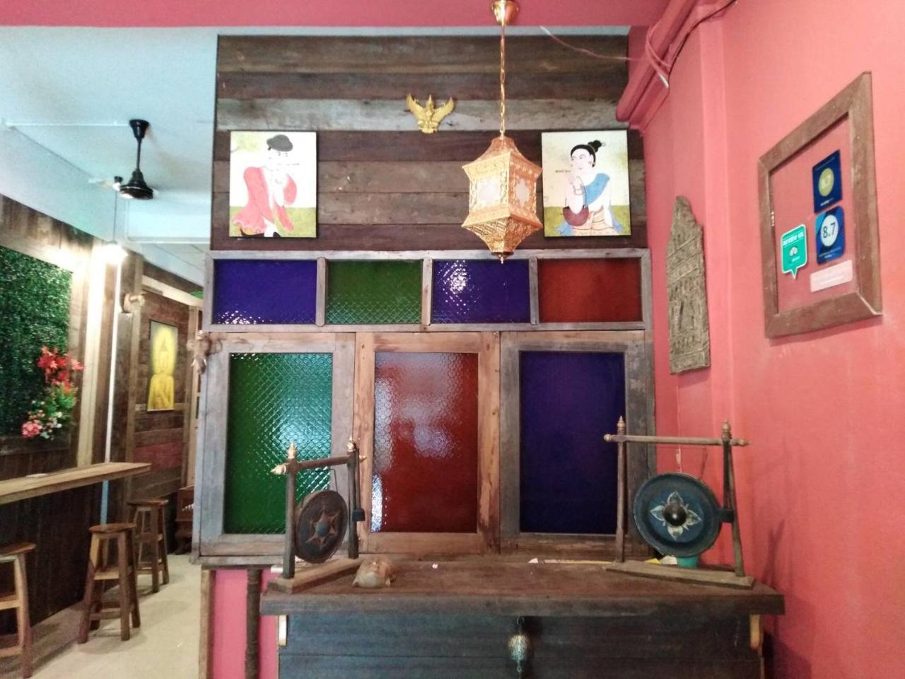 Hostel @Lanna House (Adults Only) Chiang Mai Zewnętrze zdjęcie
