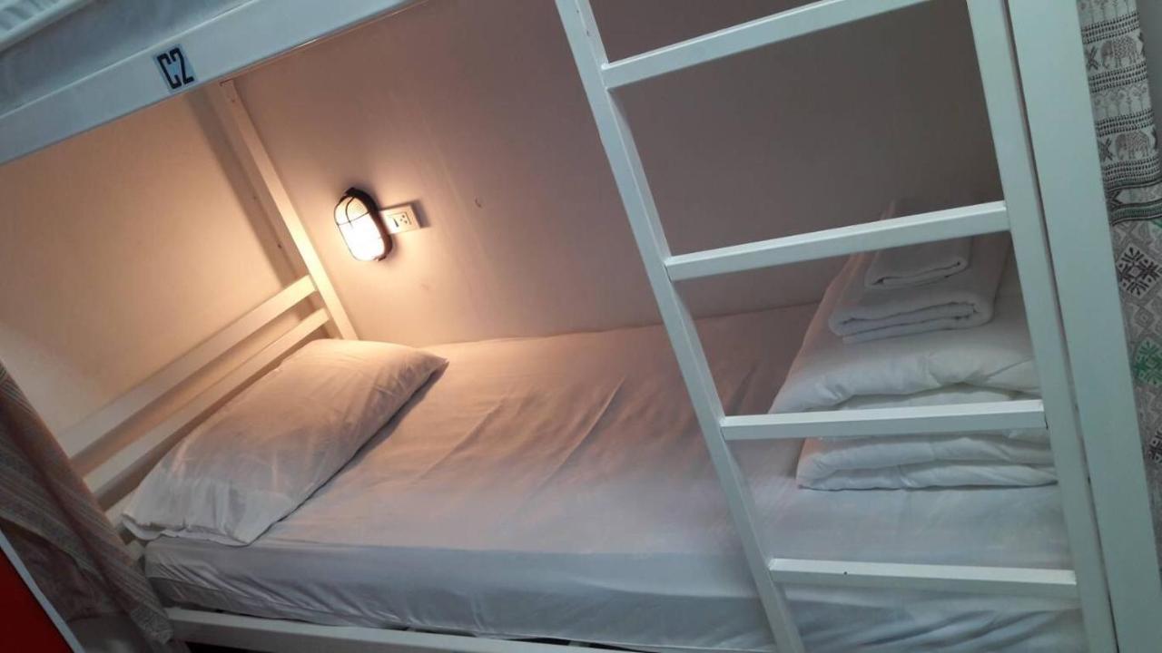 Hostel @Lanna House (Adults Only) Chiang Mai Zewnętrze zdjęcie