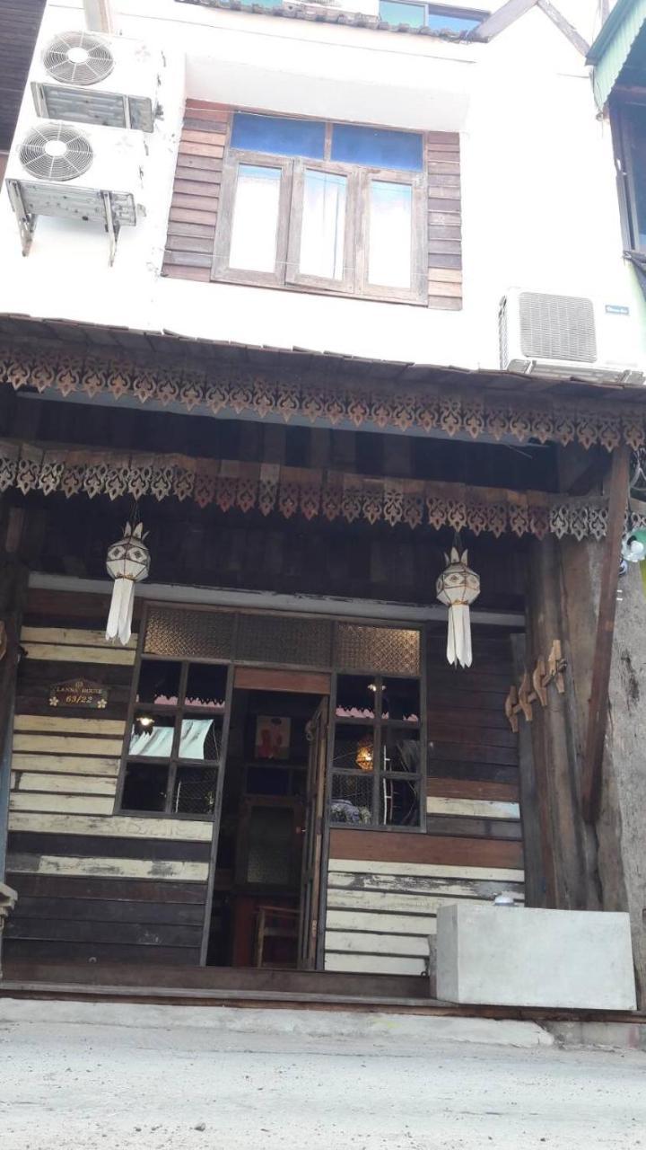 Hostel @Lanna House (Adults Only) Chiang Mai Zewnętrze zdjęcie